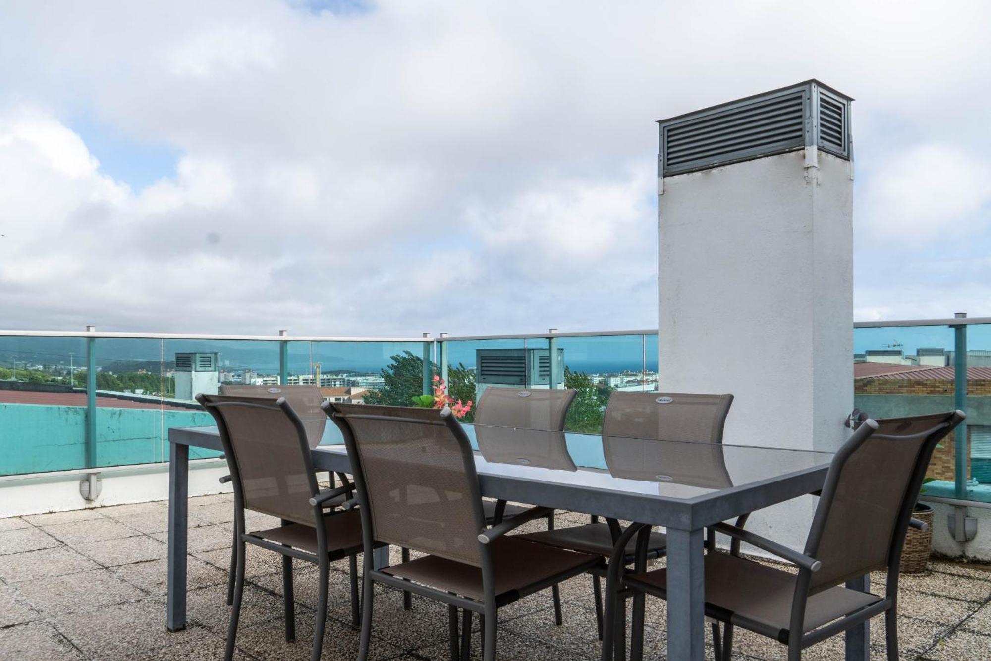 Rooftop Terrace Apartment Pdl Ponta Delgada  Bagian luar foto
